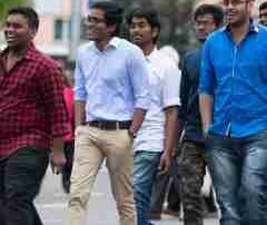 A group of MBA students at GEM